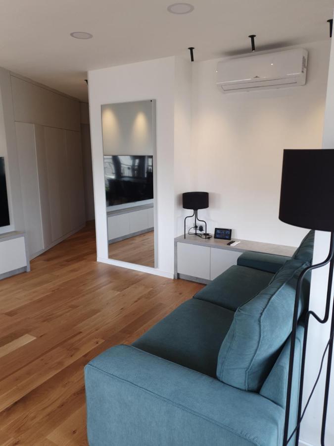 Modern Top Floor Loft With Balcony ブダペスト エクステリア 写真