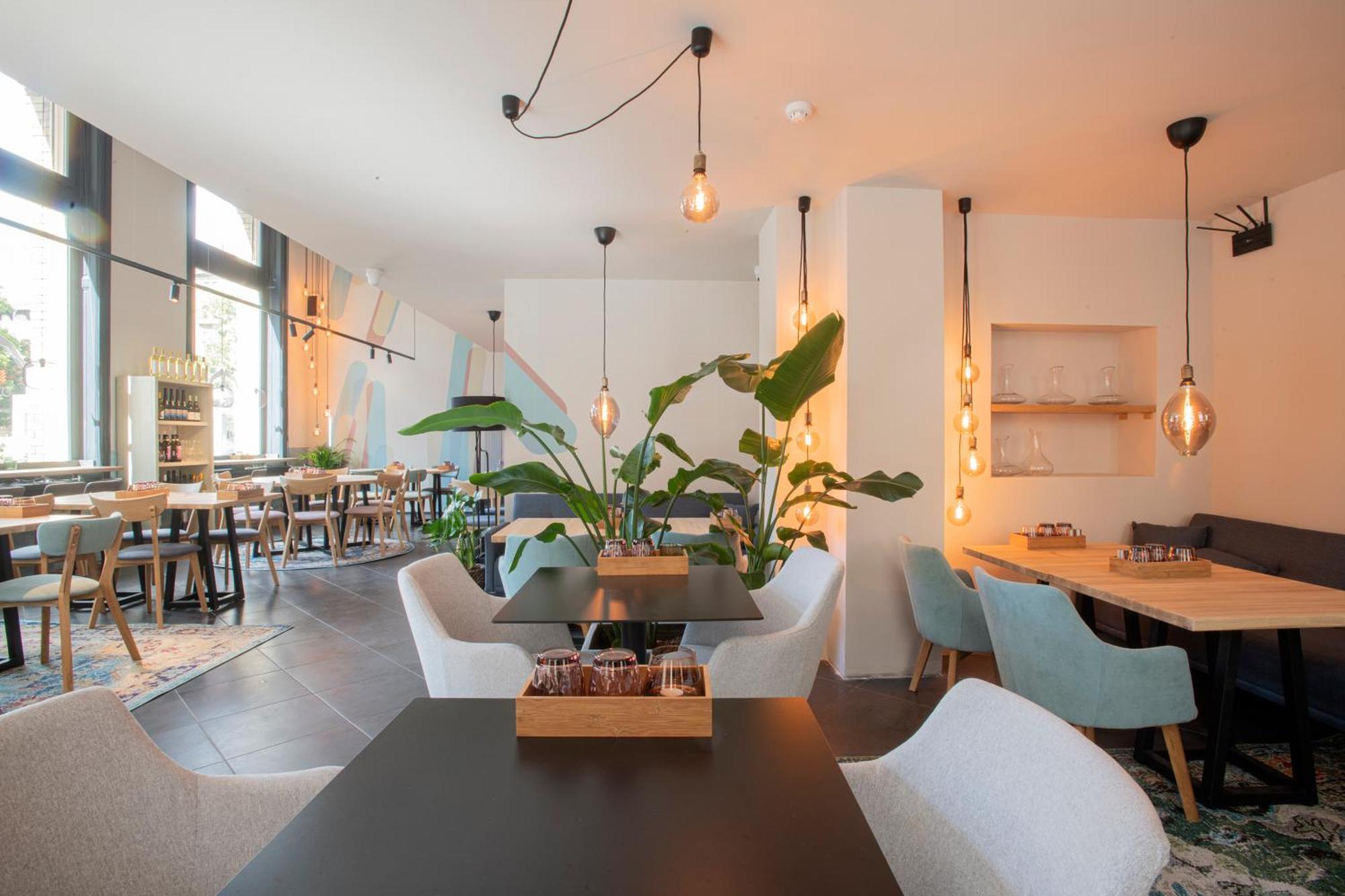 Modern Top Floor Loft With Balcony ブダペスト エクステリア 写真